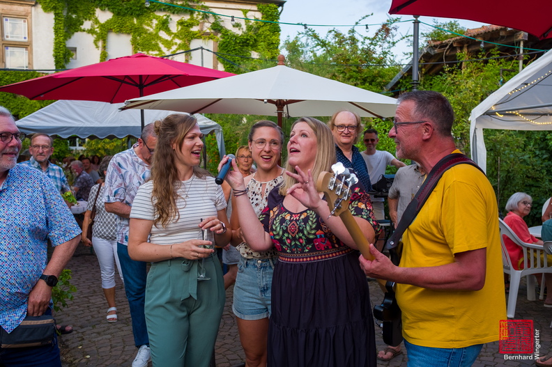 20.06.2026 "The Perhappys" im Hof der Kredenburg